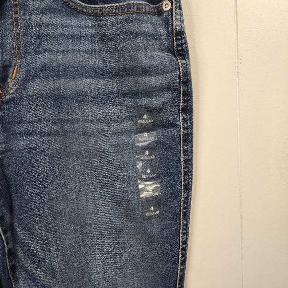 Maurices Vintage High Waisted Rise Girlfriend Jeans Stretchy New NWT Size 4 - Picture 6 of 11